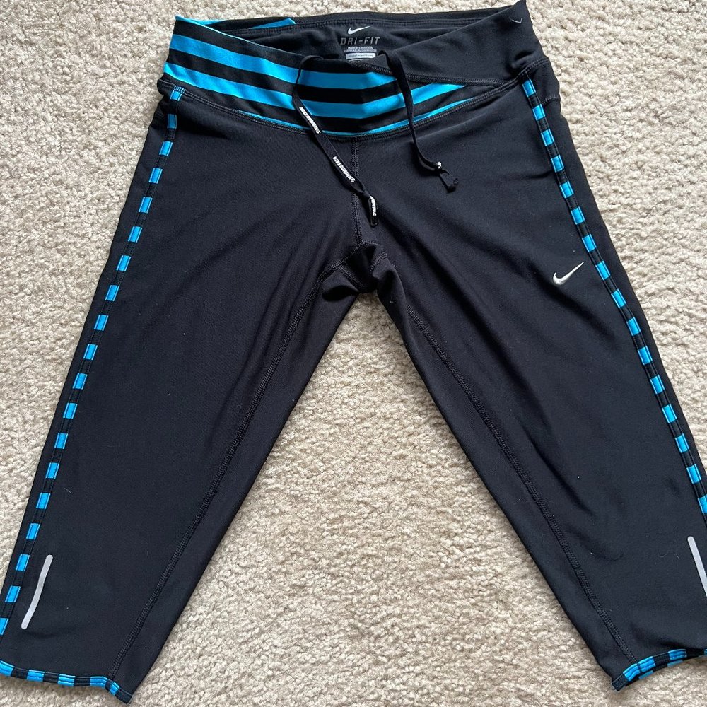 Nike DryFit Capris